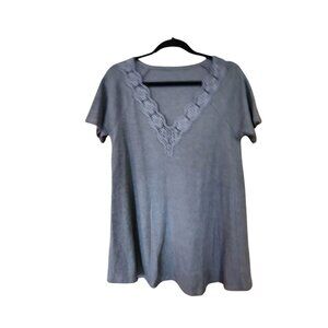 Gray V-Neck Short Sleeve Walle Weave Tunic With Lace Detail Womens size M